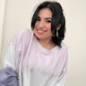 Meet your Posher, Daniela